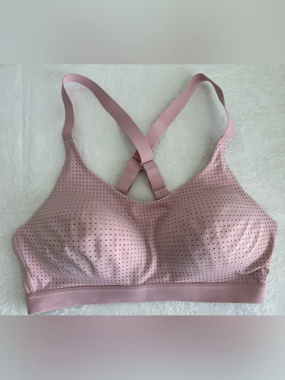 Victoria's Secret Pink Seamless Perforated Sports Bra